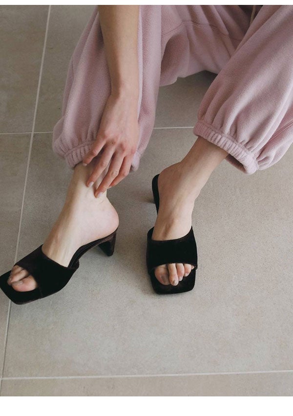 即納】アンヌーク anuke 2026Prefall シューズ Squaretoe Velour Mule