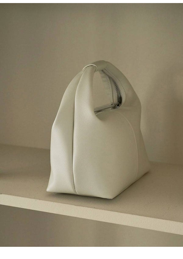 アンヌーク anuke 2026Prefall バッグ Onehandle Leather Bag 7月中旬