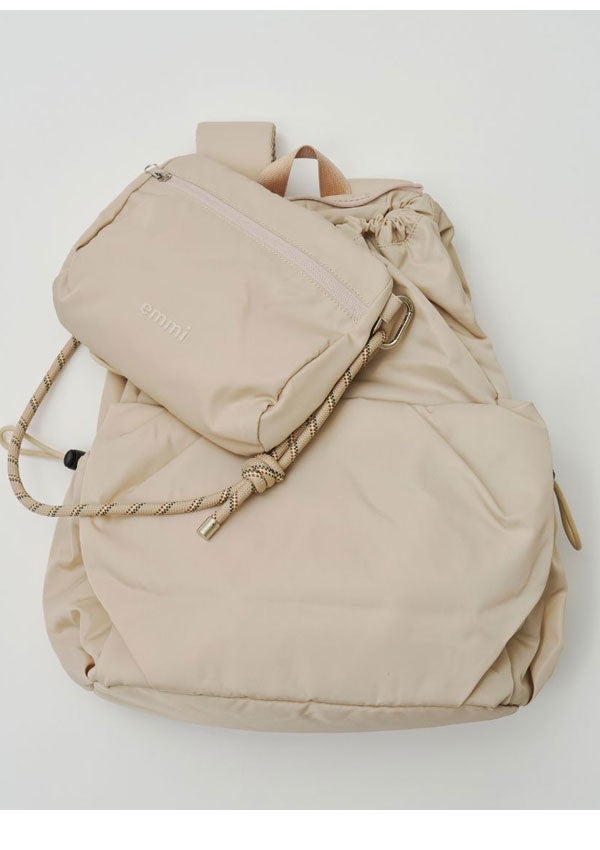 再入荷！】【即納】 エミ emmi バッグ マルチユースバックパック